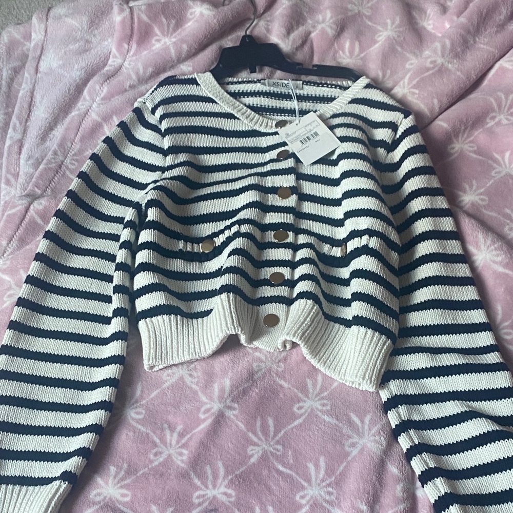 Striped Cropped Button-Front Knit Jacket - White & Navy
